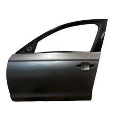 Audi A6 4G facelift avant r.v. 2016 šedá metalíza Tornado Grey kód barvy LX7P levé přední dveře