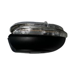 VW Touran 1T3 r.v. 2014 spodní kryt levého zpětného zrcátka s blinkrem 5K0949101