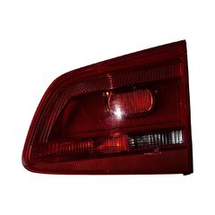 VW Touran 1T3 r.v. 2014 pravé zadní kufrové světlo 1T0945094A