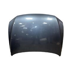 VW Passat B8 R-Line kombi r.v. 2016 světle modrá metalíza kód barvy LB5J kapota