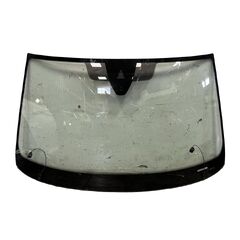 VW Passat B8 kombi r.v. 2016 čelní sklo